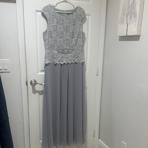 Jessica Howard Gray Lace Wedding Dress